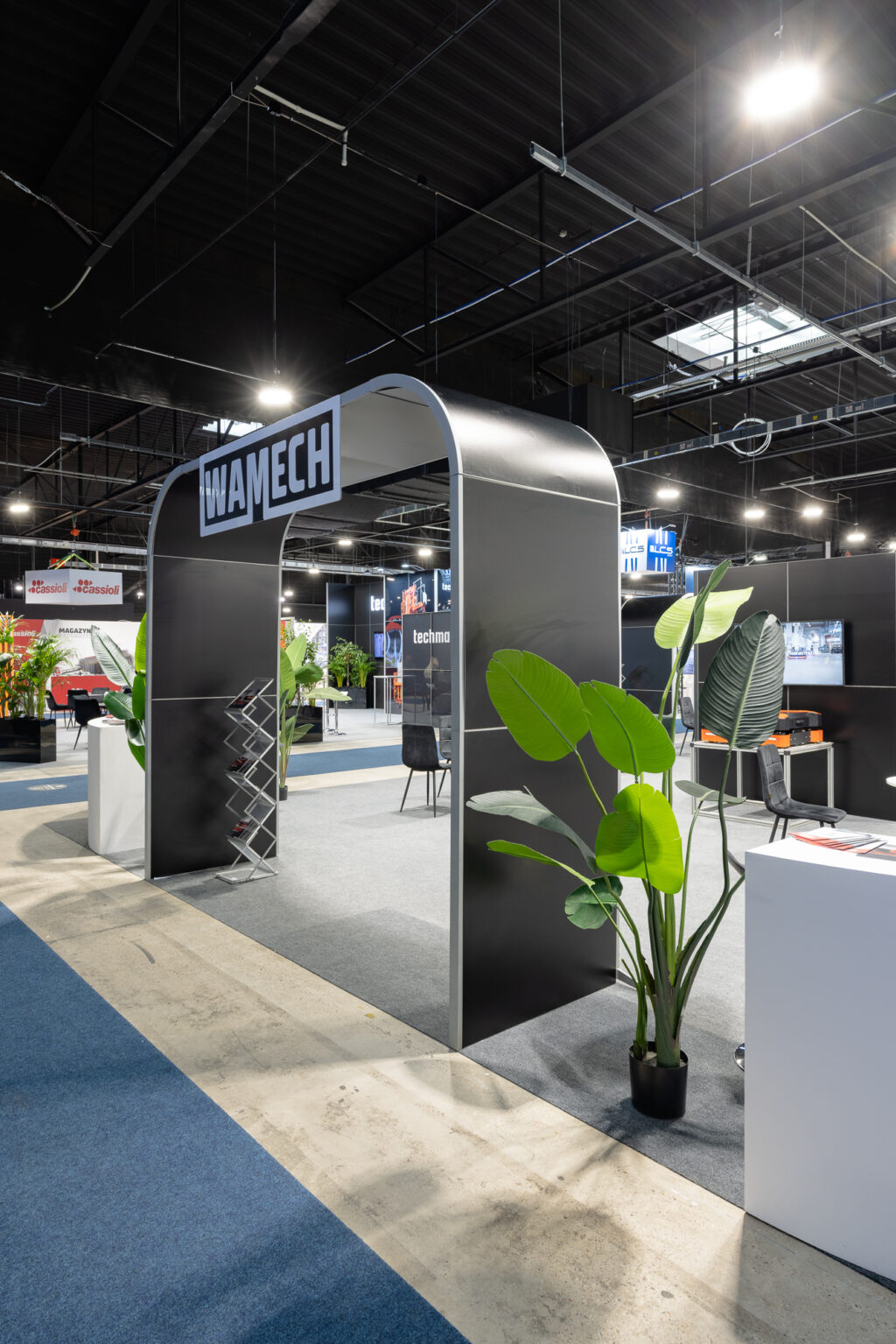 Stoisko na targi w systemie modułowym - zabudowa marki Wamech